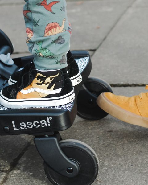 Lifestyle image on hover