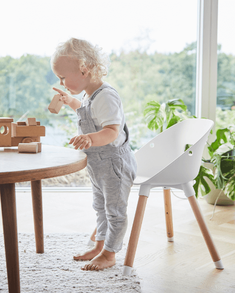 Lifestyle image on hover
