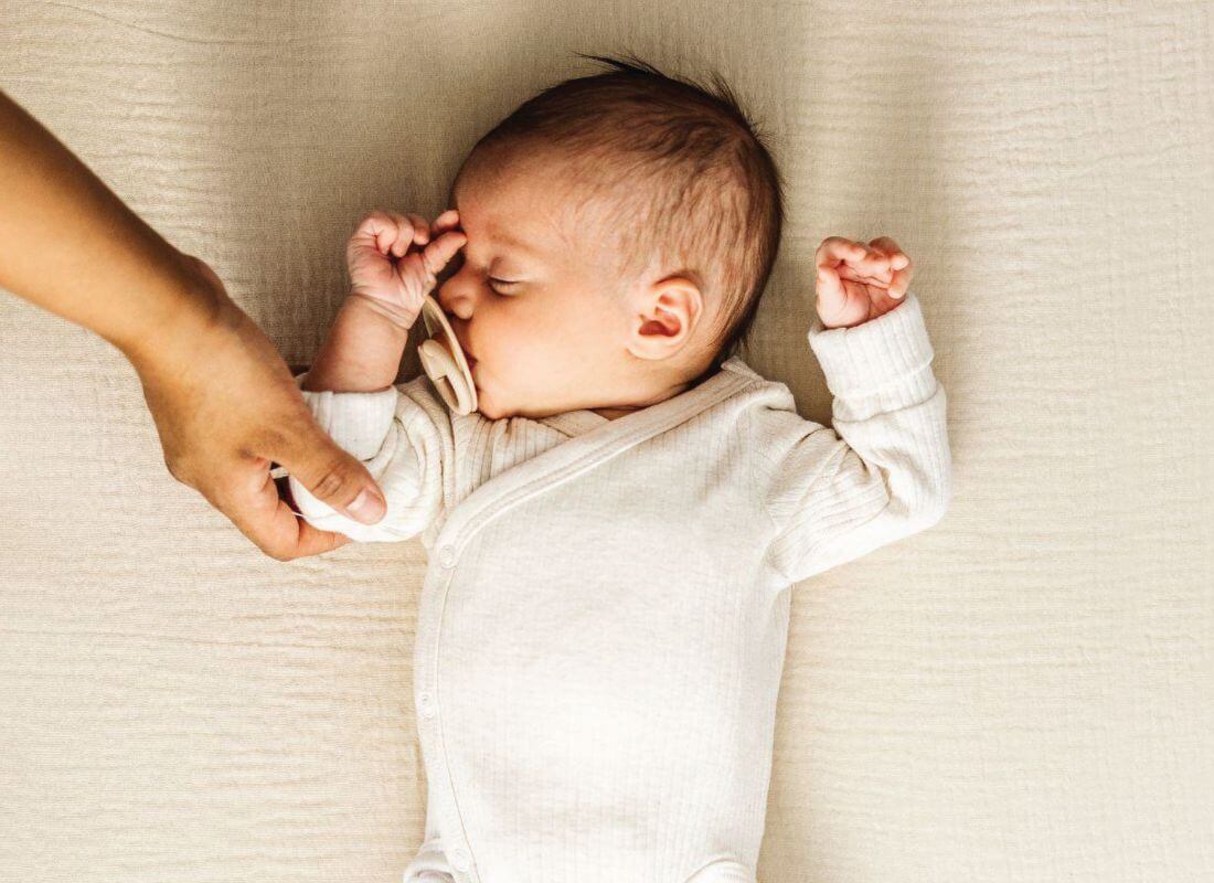 Safer Sleep in Summer: How to Dress a Baby on a Summer's Night Cheeky Rascals UK Safer Sleep in Summer: How to Dress a Baby on a Summer's Night Cheeky Rascals UK